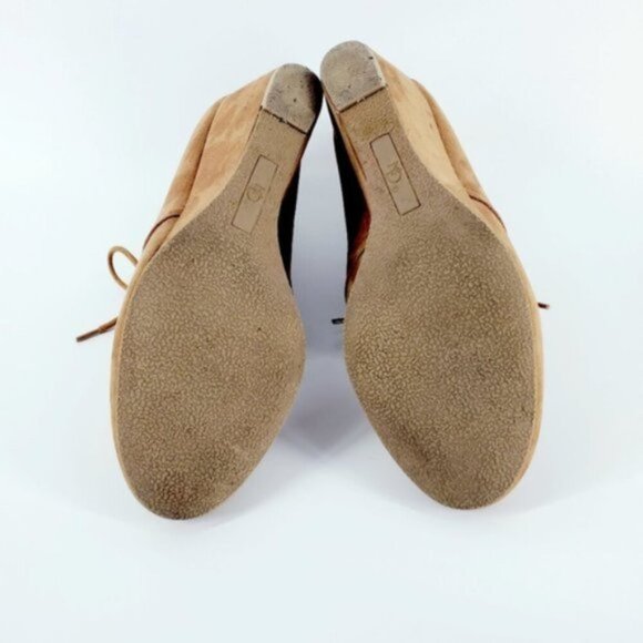 New Direction Women 9 Camden Medium Brown Faux Suede Wedge Lace Up Ankle Booties - Picture 7 of 9